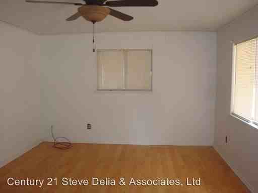 411 Fir St - Photo 2 of 7