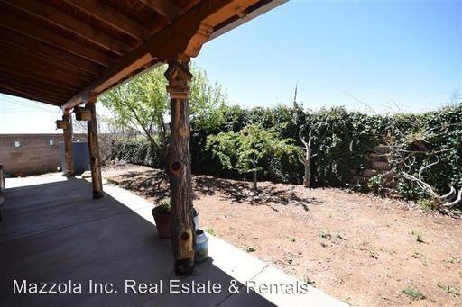 36 Babalos Dr - Photo 3 of 29