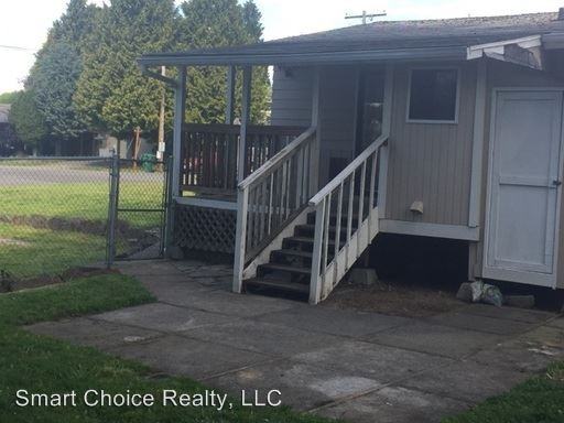 651 Index Pl NE - Photo 2 of 11