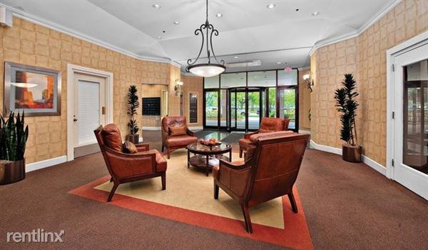 5140 S Hyde Park Blvd - Photo 2 of 10