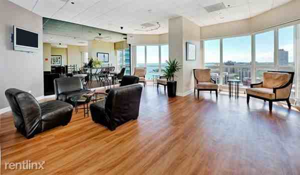 5140 S Hyde Park Blvd - Photo 3 of 10