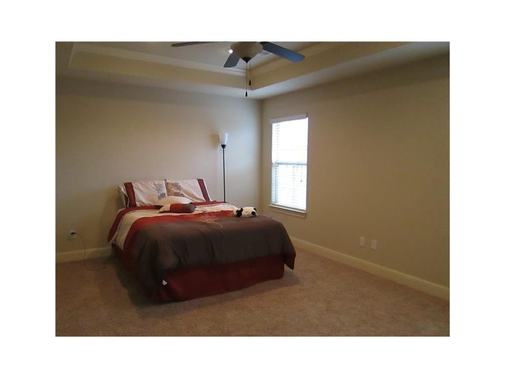 2703 S W Ledbury Cove - Photo 3 of 6