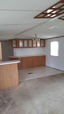 102 Iowa Dr - Photo 3 of 3