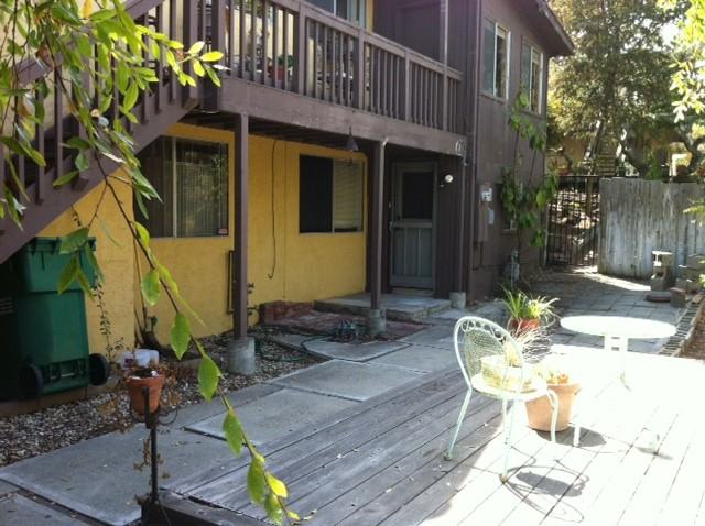 101 Grandview Dr - Photo 2 of 6