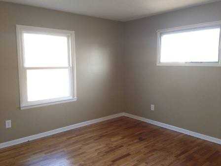 926 Woolsey Dr SW - Photo 2 of 7