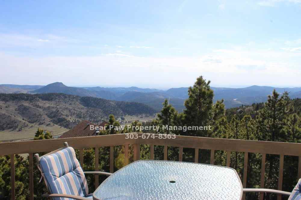 1752 Aspen Dr - Photo 2 of 11