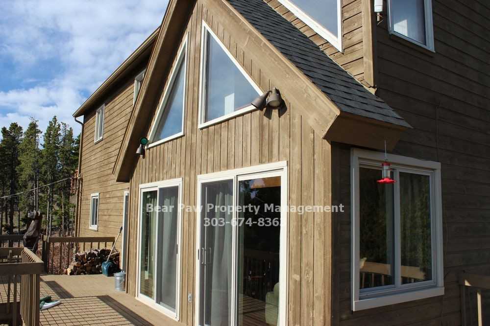 1752 Aspen Dr - Photo 3 of 11