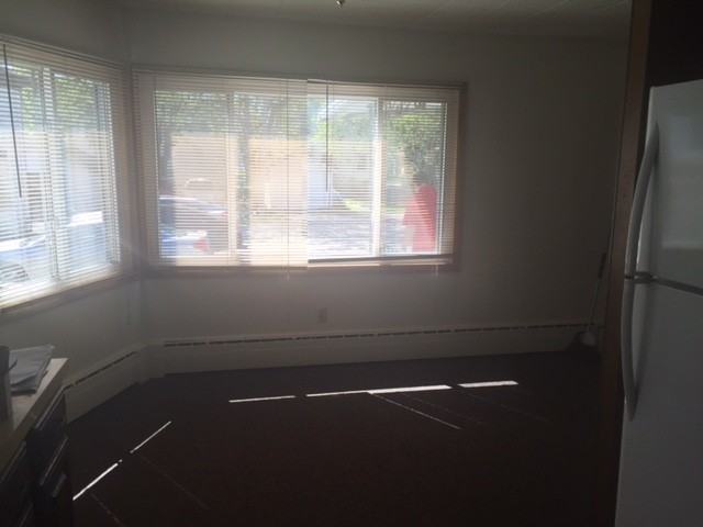 929 Jackson St - Photo 2 of 9