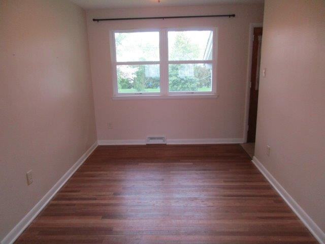 3014 Harvard Ave - Photo 3 of 13