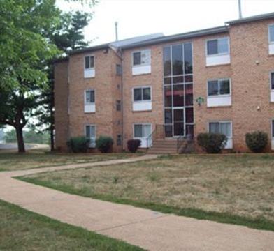 Harris Gardens 215 Vine St Harrisonburg Va 22802 Apartment