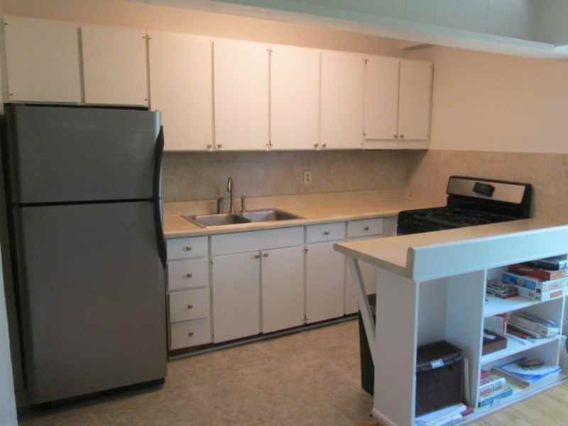 5232 Castlewood Rd - Photo 2 of 17