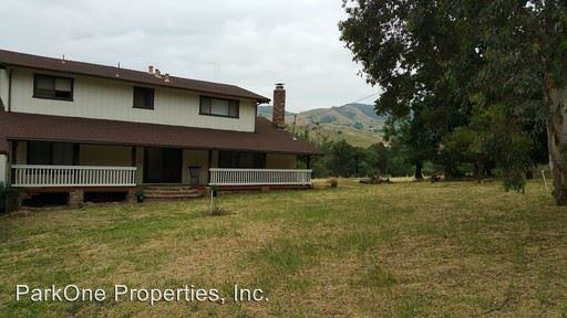 700 Castle Rock Rd - Photo 3 of 11