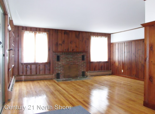 335 Locust St - Photo 3 of 14