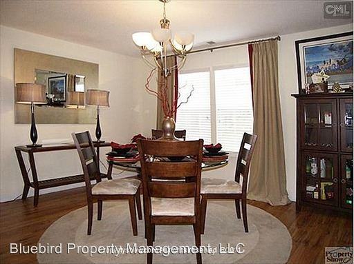 164 Cottage Lake Way - Photo 3 of 6