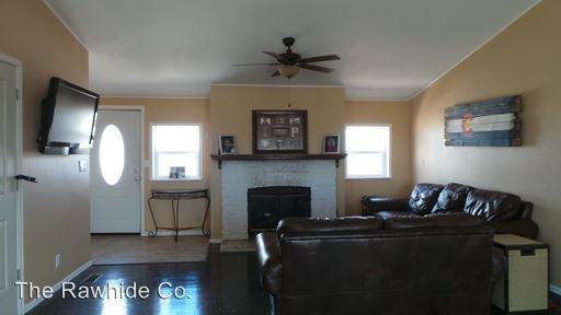 10210 Heritage Park Trail - Photo 2 of 8