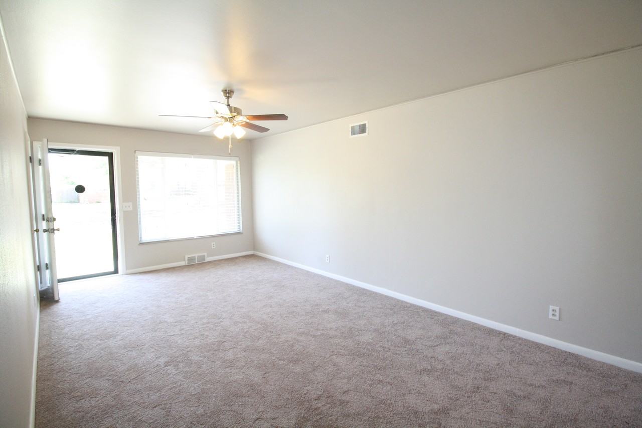 3217 NW 68th St - Photo 2 of 13