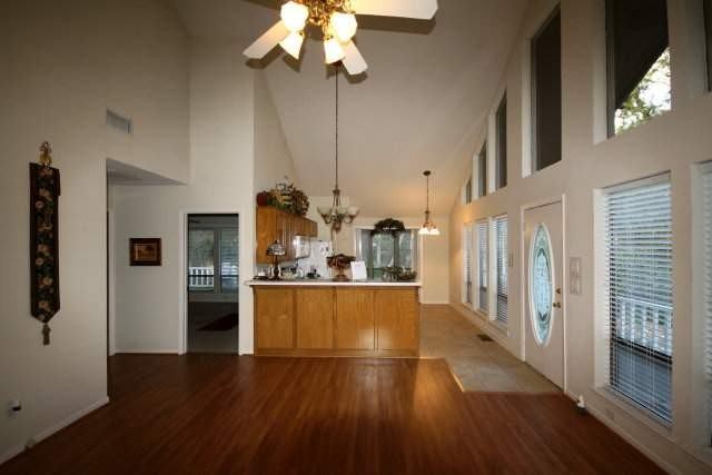 133 Peaceful Valley Trail - Photo 3 of 14