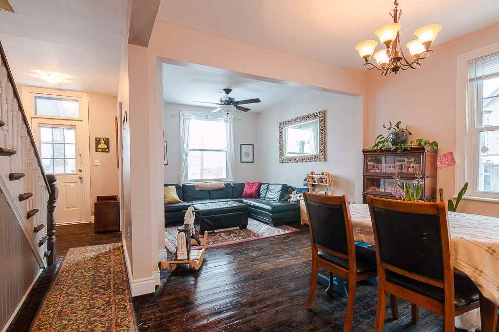500 Barrie Street - Photo 3 of 8