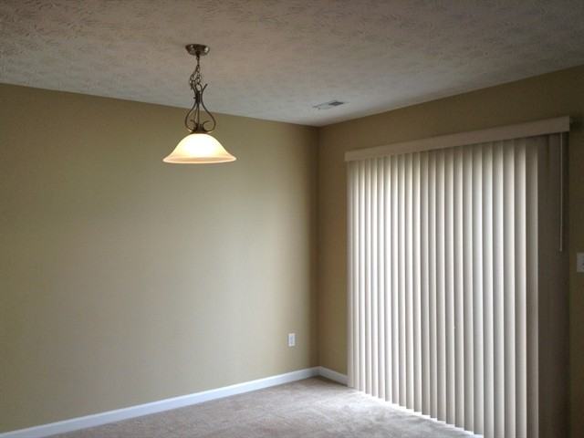 85 Haverstraw Pl - Photo 3 of 8