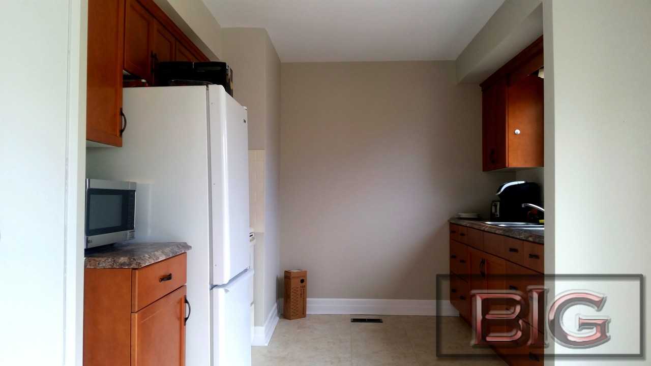412 Norwich Avenue - Photo 2 of 10