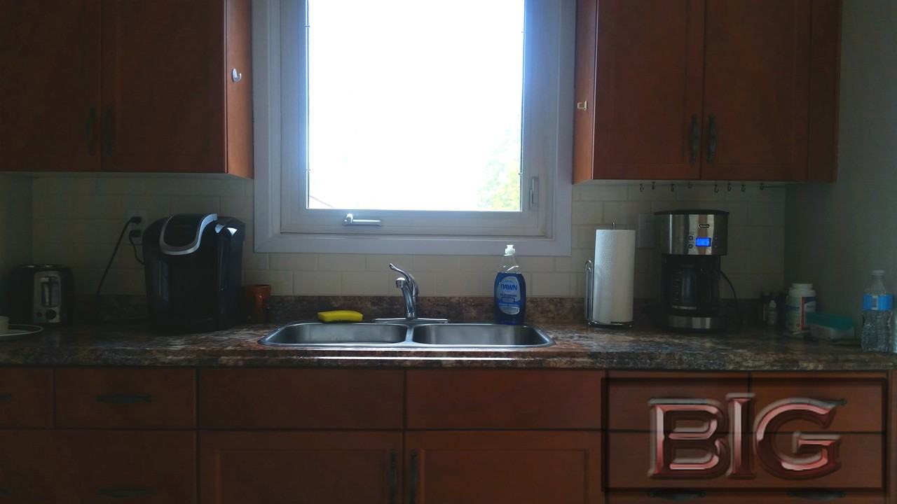 412 Norwich Avenue - Photo 3 of 10