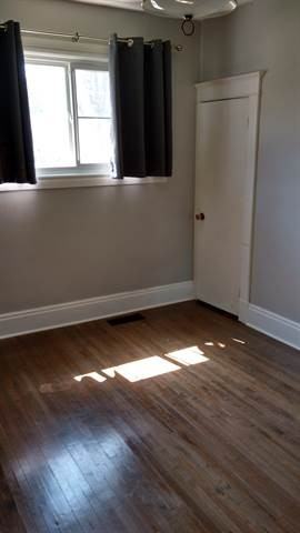 343 Princess St - Photo 2 of 4