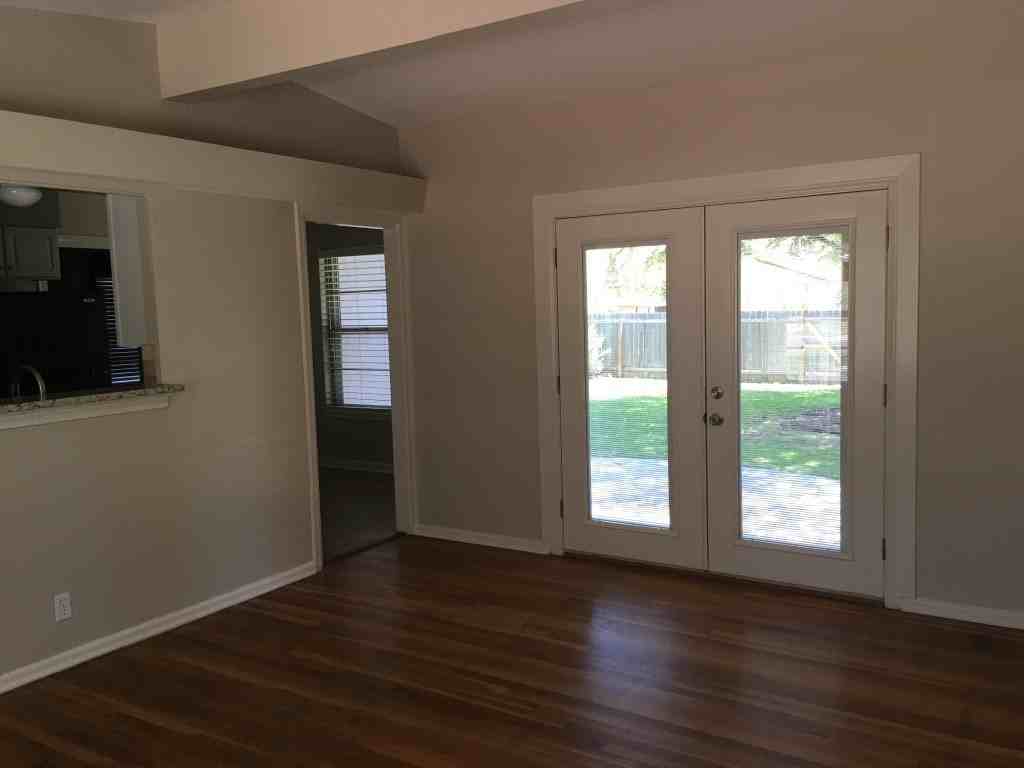 334 Artemis Dr - Photo 2 of 20