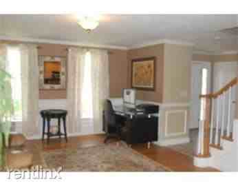 40 Flannery Ln - Photo 2 of 10
