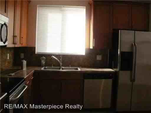 10064 SW Glenbrook Dr - Photo 2 of 7