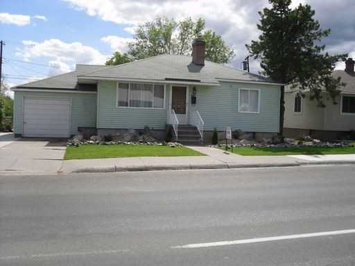 320 W Plumb Ln - Photo 2 of 21