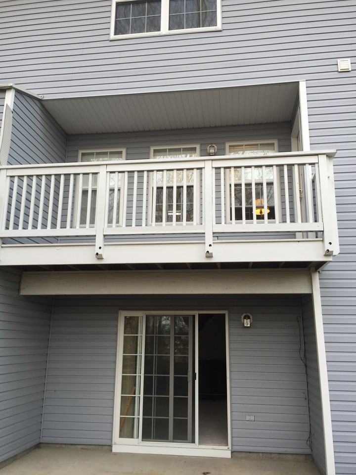 3404 Scenic Ct - Photo 2 of 12