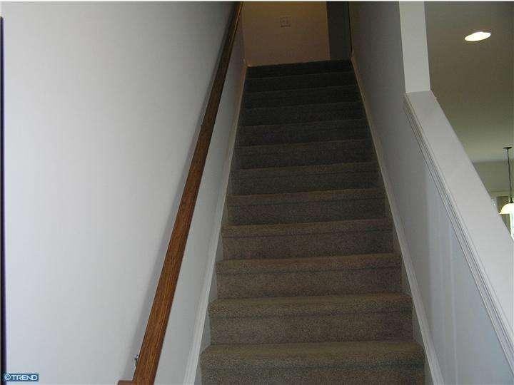 401 Pigott Dr - Photo 2 of 11