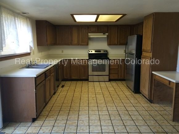 14984 E Adriatic Pl - Photo 3 of 8