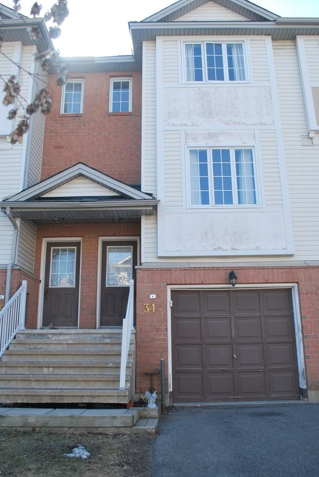 34 Yorkville Street - Photo 3 of 11