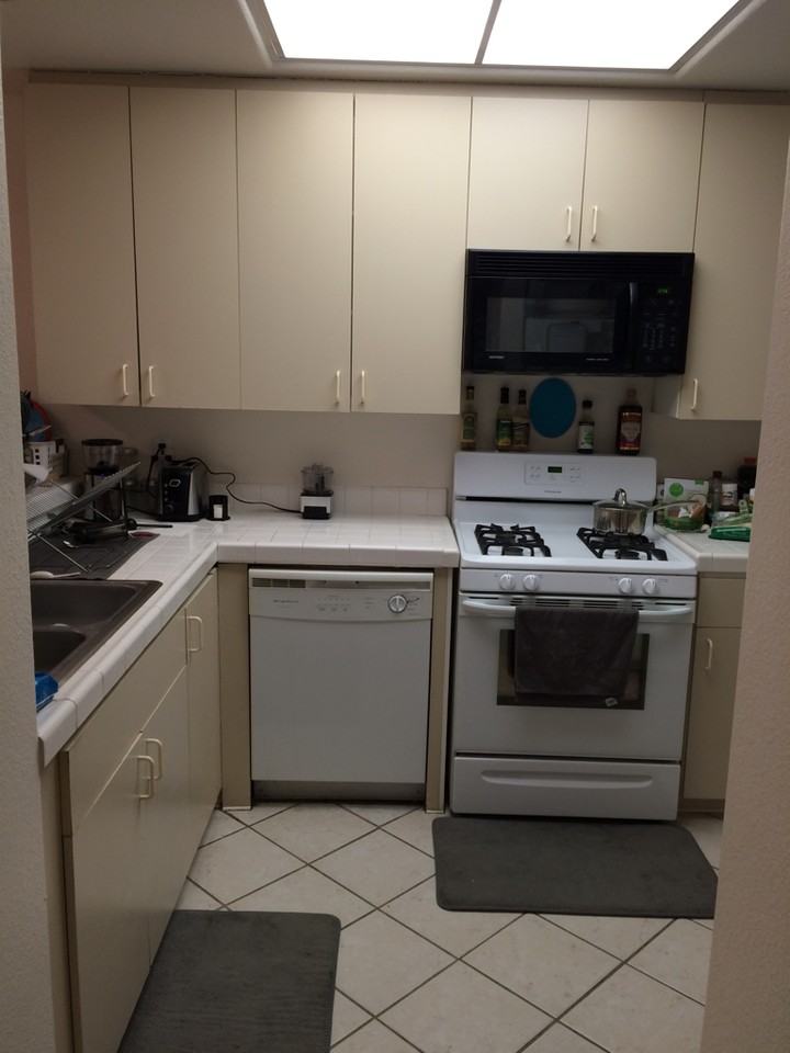 Sunset Boulevard - Photo 2 of 6