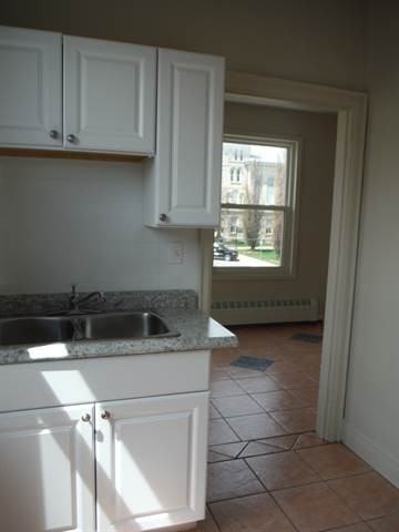 55 Colborne St S - Photo 2 of 8