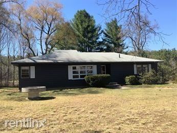 143 Rice Ave - Photo 2 of 9