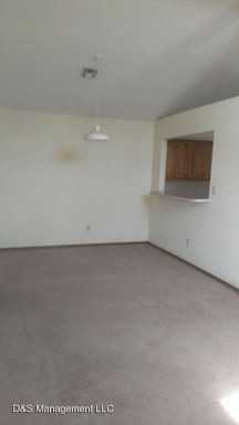 1003 NE 23rd St - Photo 3 of 6