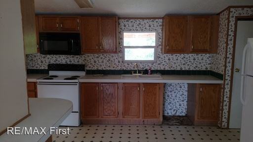 227 Kelsey Logan Dr - Photo 3 of 5
