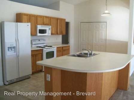 817 Preakness Dr - Photo 3 of 14