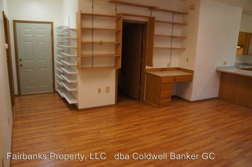 3116 Vfw St #B - Photo 3 of 11