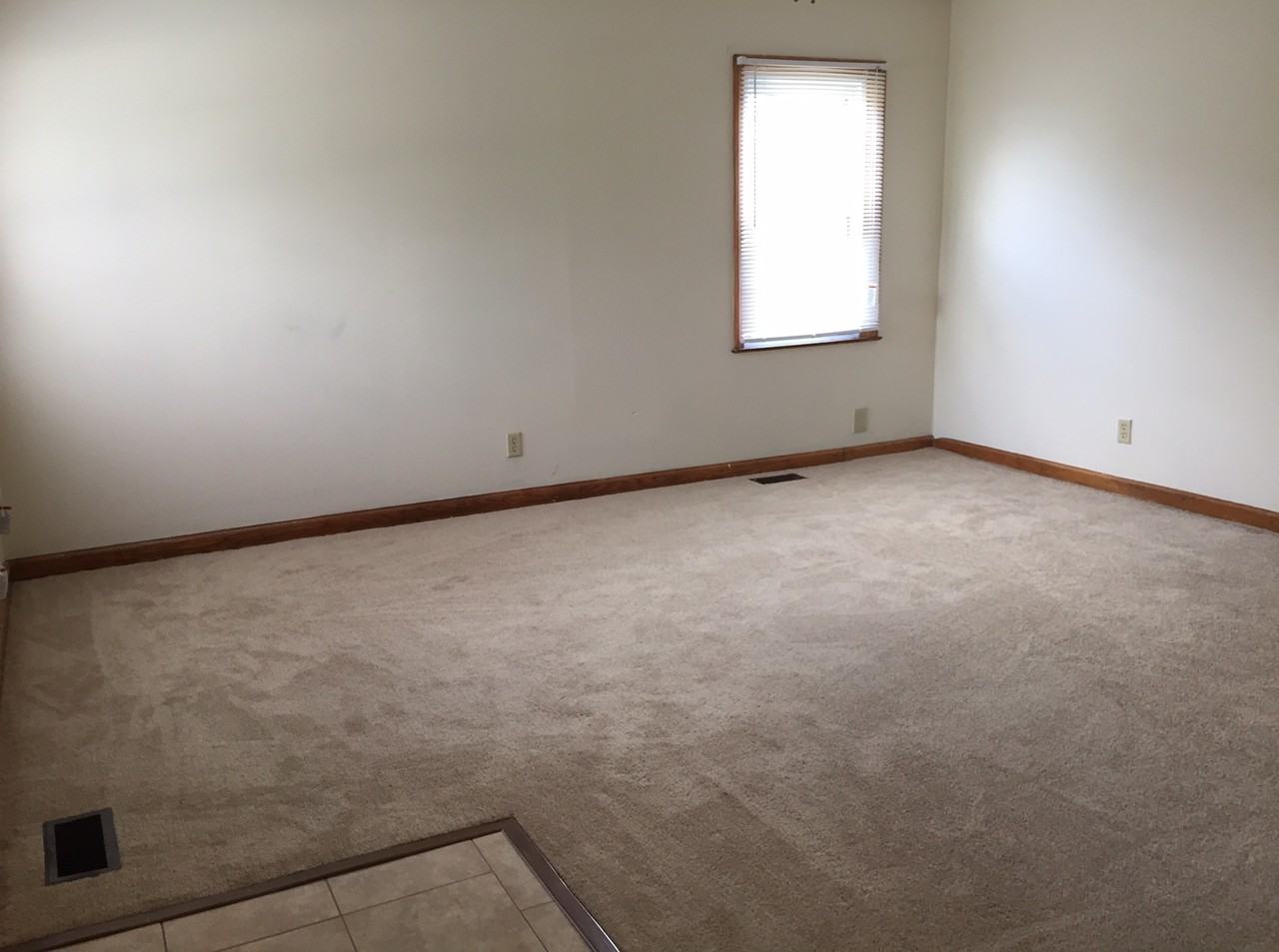 2311 Wilson Ave - Photo 2 of 9