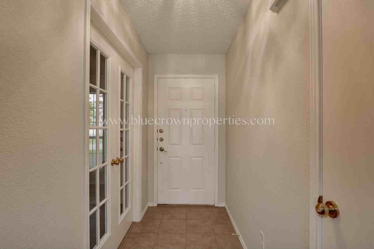 108 Yosemite Dr - Photo 3 of 20