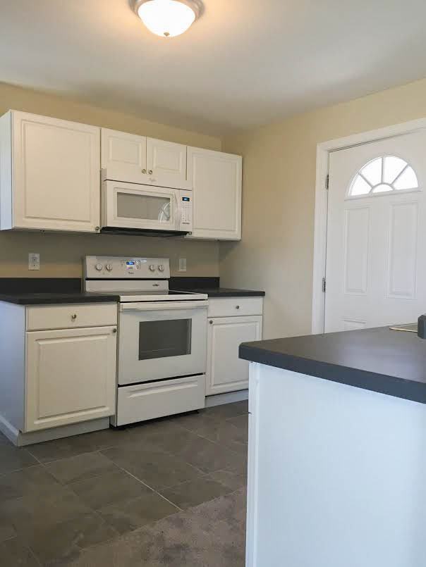 9335 Easton Rd - Photo 3 of 11