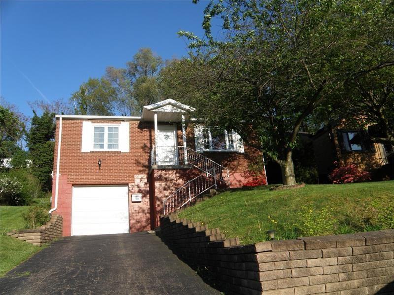 1045 Greenlawn Dr - Photo 3 of 21