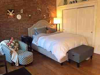 439 Marlborough Street #32