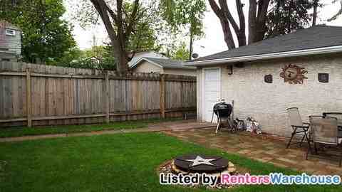 1373 White Bear Ave - Photo 3 of 13