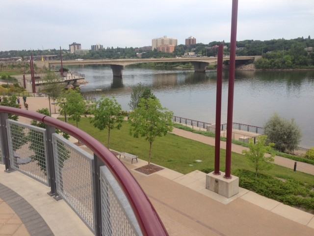 407 Avenue C South - Photo 7 of 8