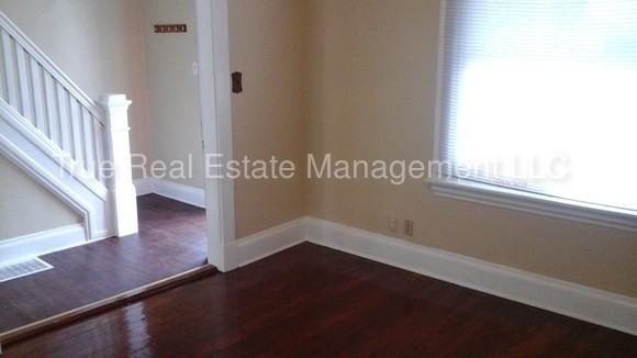 373 Linden Ave - Photo 3 of 15