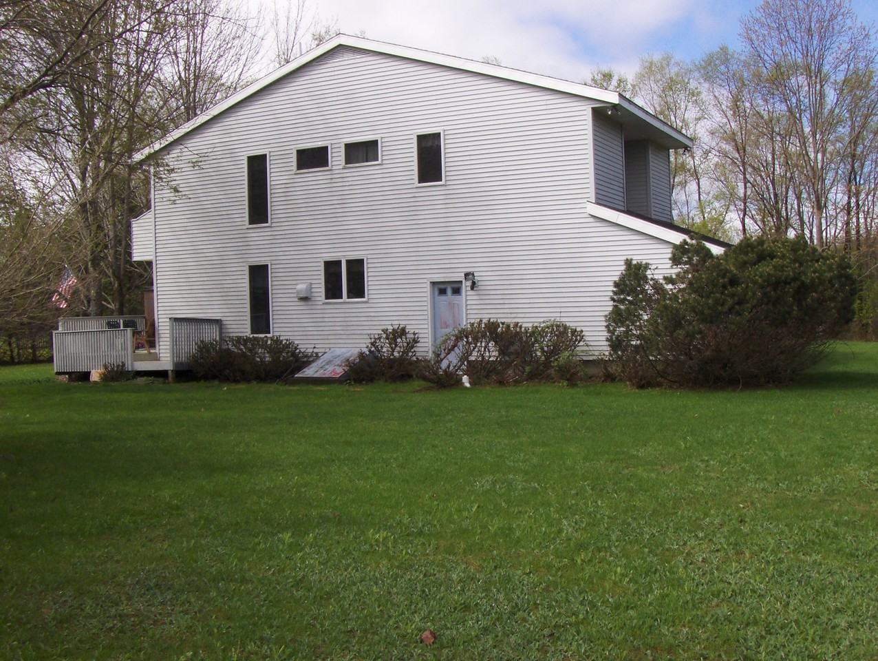 11 Kiesow Lane - Photo 3 of 22